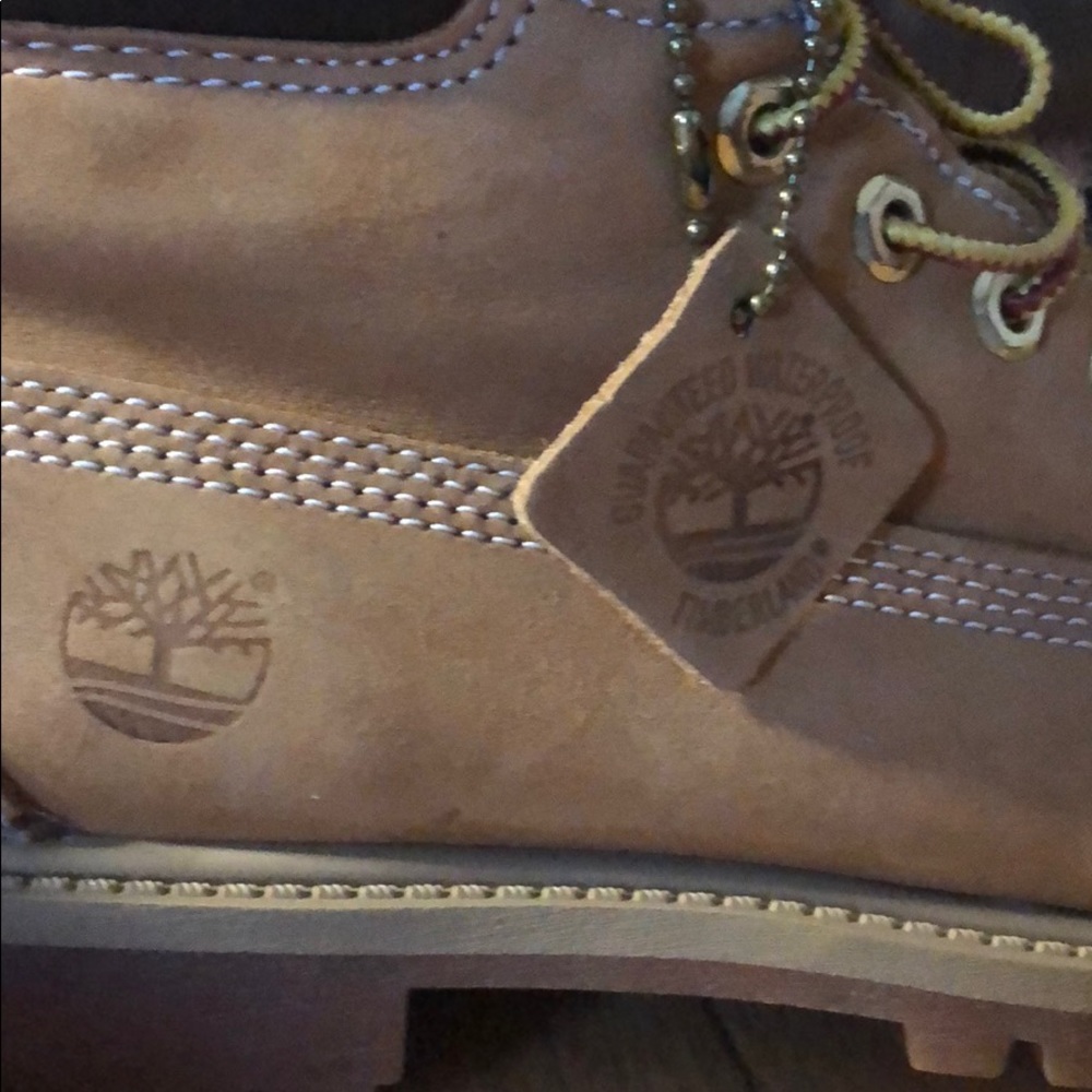 Timberland - Picture 2 of 5